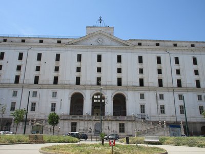 왕립 빈민 숙소 (레알 알베르고 데이 포베리 / 알베르고 델레 포베레)